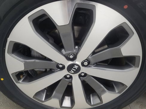 Used 2020 Kia Telluride S image 31