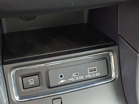 New 2026 Subaru Ascent Limited image 11