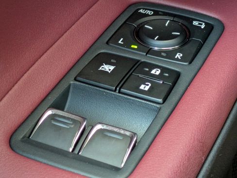 Used 2019 Lexus LC 500 Coupe RWD image 24