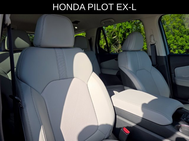 Used 2024 Honda Pilot EX-L image 11
