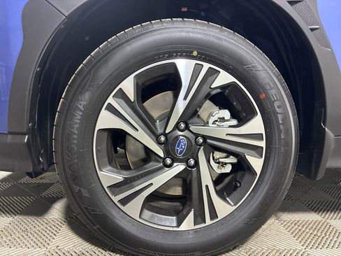 Used 2025 Subaru Crosstrek 2.0i Premium image 37