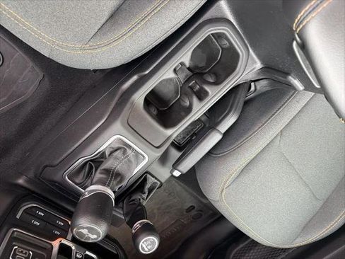 Certified 2025 Jeep Wrangler Unlimited Sahara AWD/4WD image 15