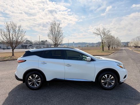 Used 2015 Nissan Murano SV w/ Premium Package image 6