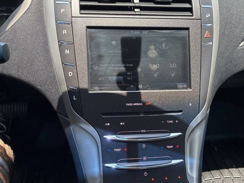 Used 2015 Lincoln MKZ Hybrid w/ Equipment Group 201A Select FWD image 12