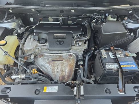 Used 2016 Toyota RAV4 XLE AWD/4WD image 16