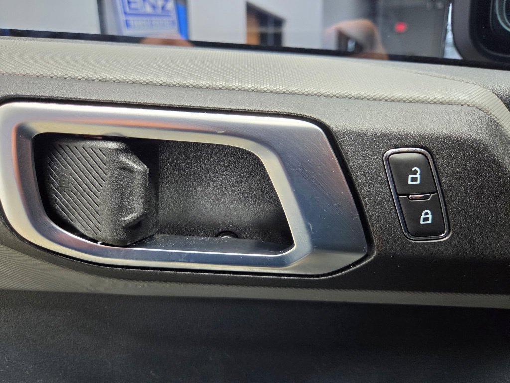 Used 2024 Ford Bronco Black Diamond AWD/4WD image 23
