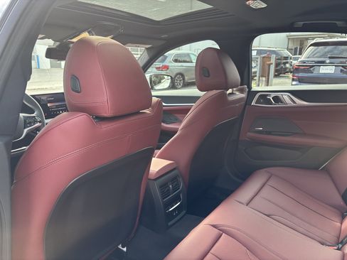 Used 2026 BMW i4 eDrive40 w/ Premium Package image 32