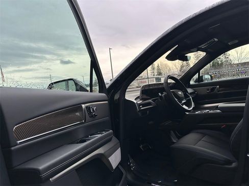 New 2026 Cadillac Vistiq Sport image 20