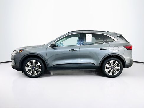 Used 2025 Ford Escape Platinum AWD/4WD image 4