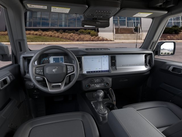 Used 2025 Ford Bronco Badlands AWD/4WD image 9