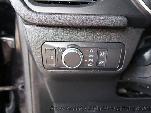 Used 2021 Ford Escape SE image 36