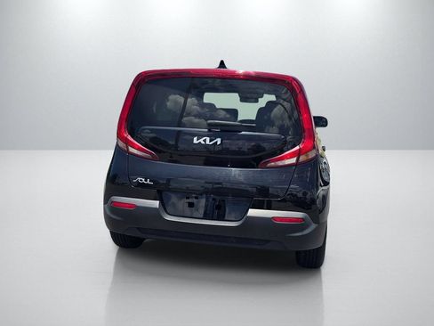 Used 2022 Kia Soul LX FWD image 6