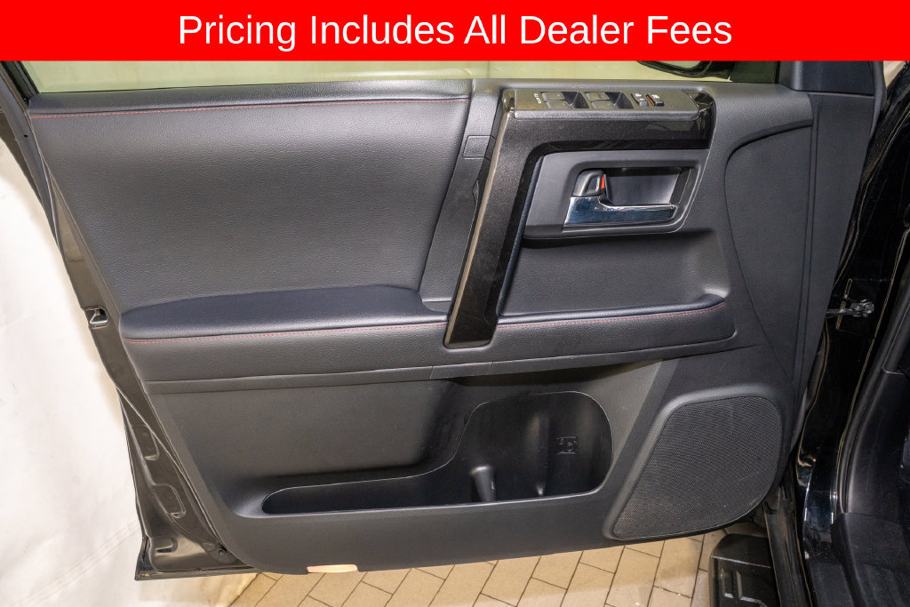 Used 2023 Toyota 4Runner TRD Off-Road AWD/4WD image 11