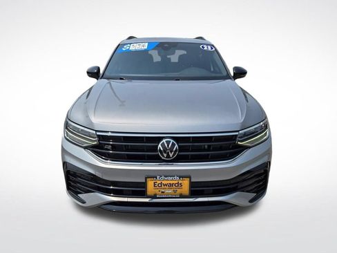 Used 2023 Volkswagen Tiguan SE R-Line AWD/4WD image 9