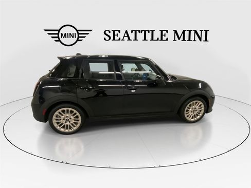 New 2026 MINI Cooper S image 12