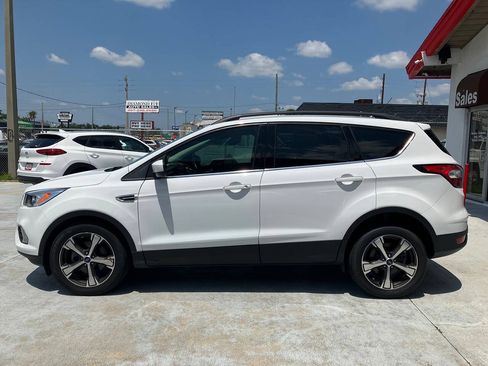 Used 2018 Ford Escape SEL AWD/4WD image 2