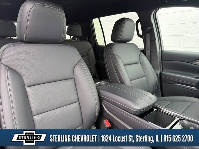 Certified 2026 Chevrolet Traverse LT AWD/4WD image 12