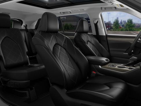 New 2026 Toyota Highlander Platinum image 22