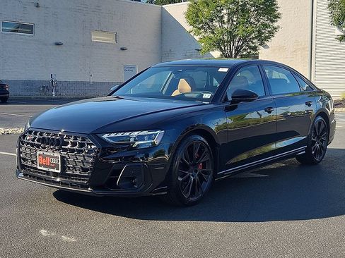 Certified 2026 Audi S8 AWD/4WD image 9