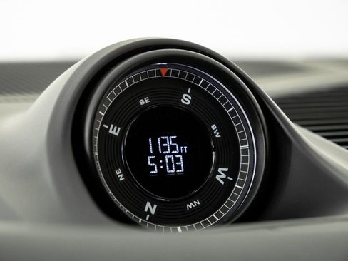New 2026 Porsche Cayenne Coupe AWD/4WD image 17