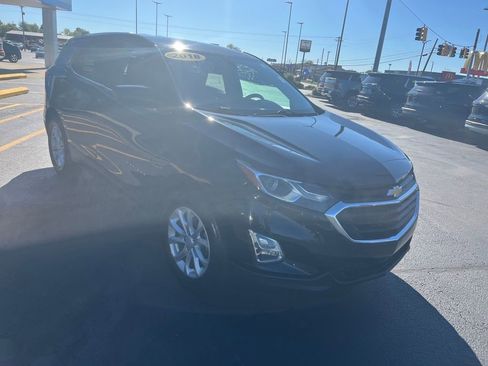 Used 2018 Chevrolet Equinox LT image 7