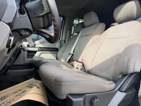 Used 2018 Ford F150 XLT image 10