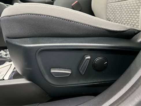 Used 2022 Ford Escape SE w/ Convenience Package image 19