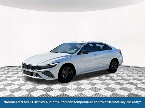 New 2026 Hyundai Elantra SEL Sport Premium FWD image 2