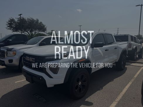 Used 2023 GMC Canyon Elevation w/ Convenience Package RWD image 2