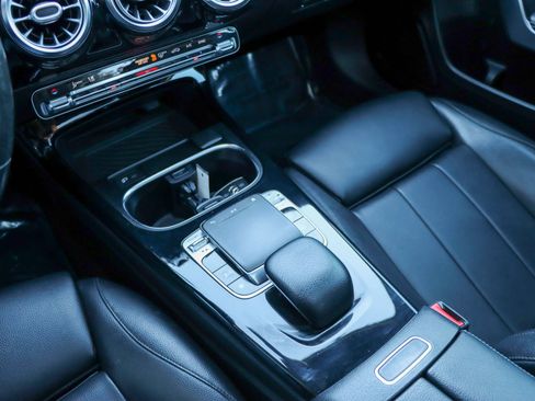 Used 2019 Mercedes-Benz A 220 image 39