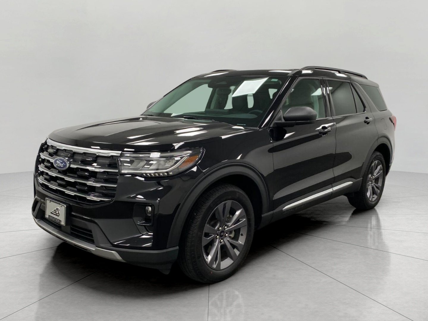 Used 2025 Ford Explorer Active w/ Active Comfort Package AWD/4WD image 10