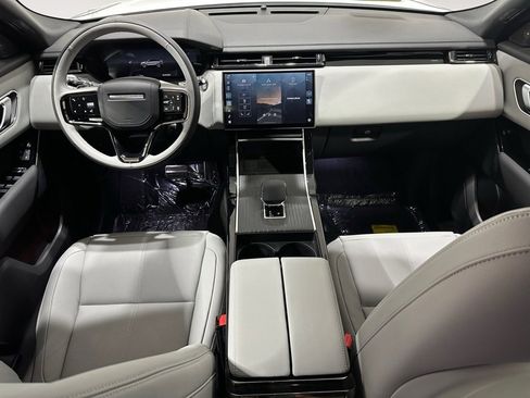 New 2026 Land Rover Range Rover Velar Dynamic SE image 14
