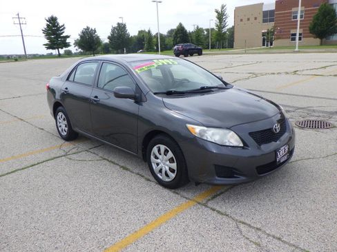 Used 2010 Toyota Corolla FWD image 5