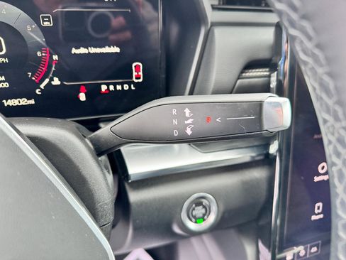 Used 2025 GMC Terrain Elevation image 26