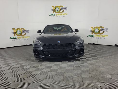 New 2026 BMW Z4 sDrive30i w/ Shadowloine Package image 2