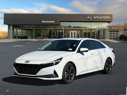 Used 2023 Hyundai Elantra Limited