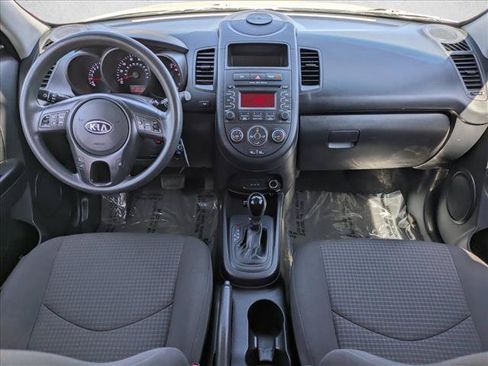 Used 2012 Kia Soul FWD image 16