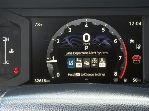 Certified 2025 Toyota 4Runner SR5 AWD/4WD image 21