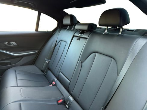 Used 2023 BMW 330i Sedan w/ Premium Package image 13