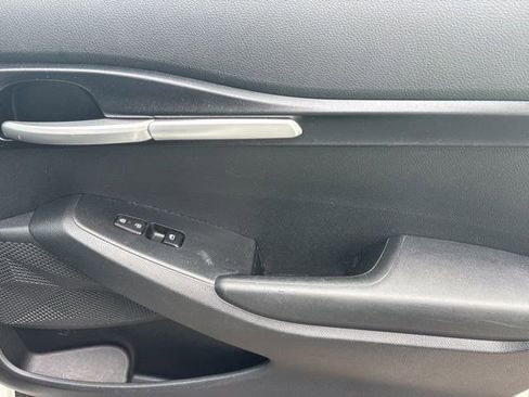 Used 2022 Kia Seltos LX AWD/4WD image 37