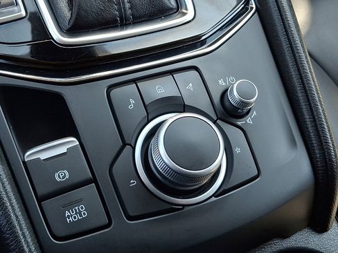 Used 2021 MAZDA CX-5 Touring image 25