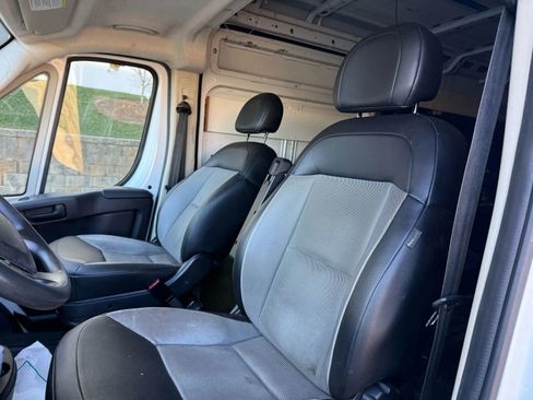 Used 2021 RAM ProMaster 2500 image 8