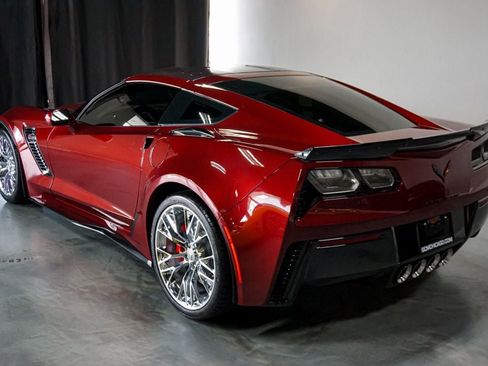 Used 2018 Chevrolet Corvette Z06 RWD image 45