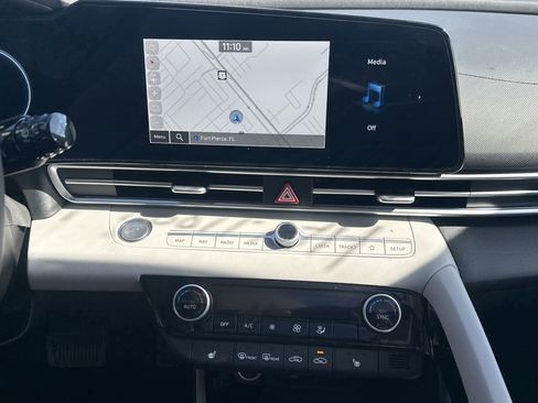 New 2026 Hyundai Elantra Limited image 22