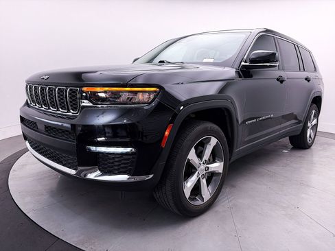 Used 2021 Jeep Grand Cherokee L Limited image 13