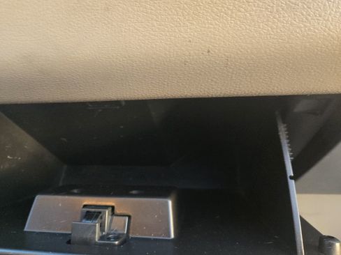 Used 2005 Ford F150 XLT image 25