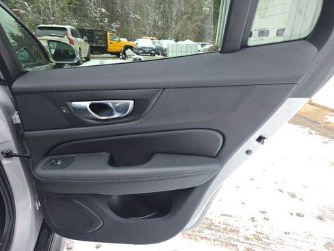 Certified 2025 Volvo V60 B5 Cross Country Plus image 18