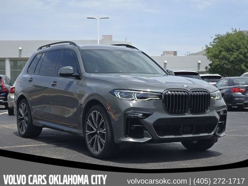 Used 2021 BMW X7 M50i AWD/4WD image 4