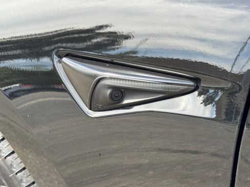 Used 2021 Tesla Model 3 image 9