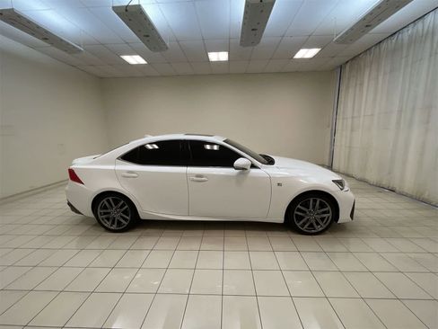 Used 2018 Lexus IS 350 F Sport image 28